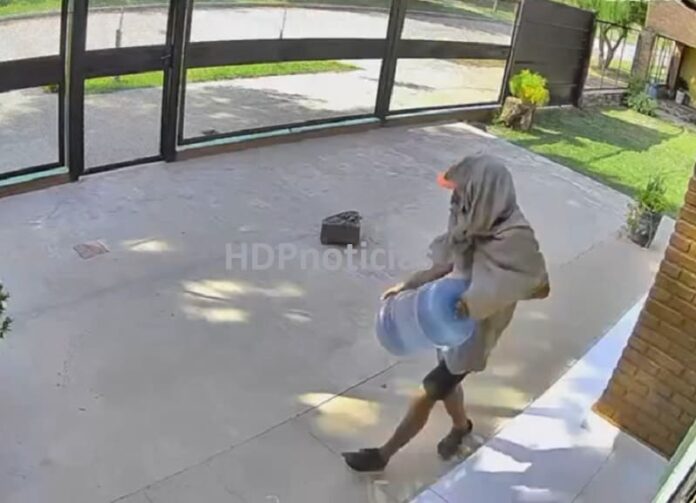 Ladrón de agua en Las Breñas