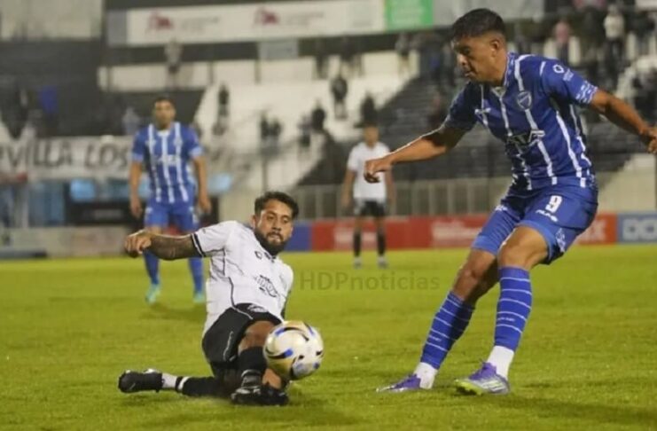 El Negro no puede: For Ever rescató un punto de local ante Godoy Cruz