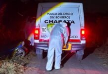 Motociclistas cayeron en un camino rural: uno murió y el otro está grave