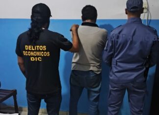 Juez usurero en Villa Berthet: prestaba dinero y retenía tarjetas de débito