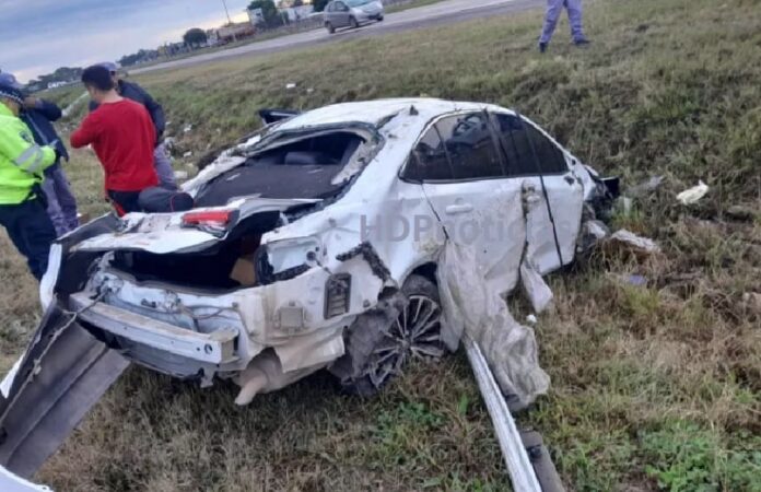 Corolla destrozado