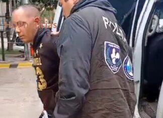 Ladrón armado escapó lookeado con zapatillas y ropa de la víctima