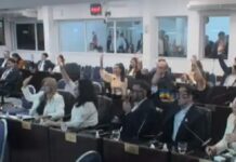 Clarita la cuenta en la Legislatura: 7+7=15