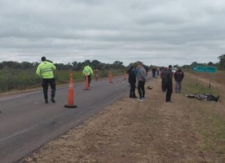Ruta 4: estaba en la banquina y murió atropellado en choque múltiple