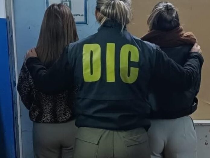 Agresoras detenidas