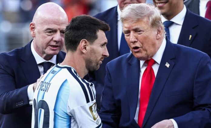 Messi en el podio Mundial