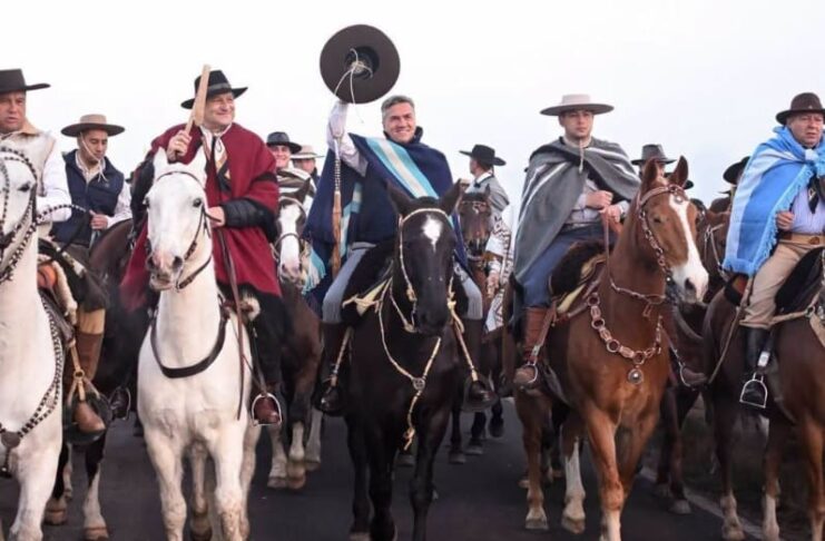 Hay que bajarse del caballo