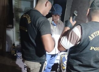 Allanan 5 kioscos narcos en Taco Pozo: 3 detenidos