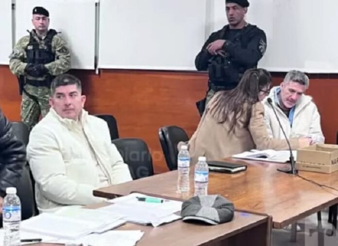 Ayala y Pasko en el banquillo