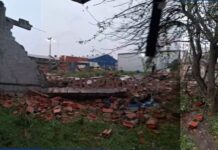 Se derrumbó un galpón y aplastó una vivienda en Barranqueras.