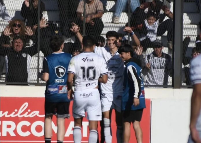 For Ever 1 Estudiantes 0