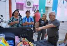 Solidaridad y política a diestra y siniestra (respectivamente)